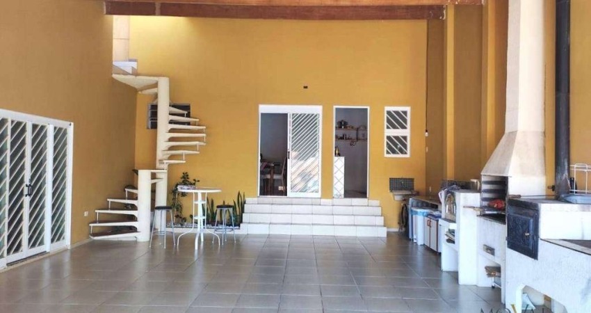 Casa com 3 dormitórios à venda por R$ 750.000,00 - Bosque dos Eucaliptos - São José dos Campos/SP