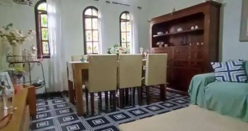 Casa com 3 dormitórios à venda, 99 m² por R$ 850.000,00 - Vila Betânia - São José dos Campos/SP