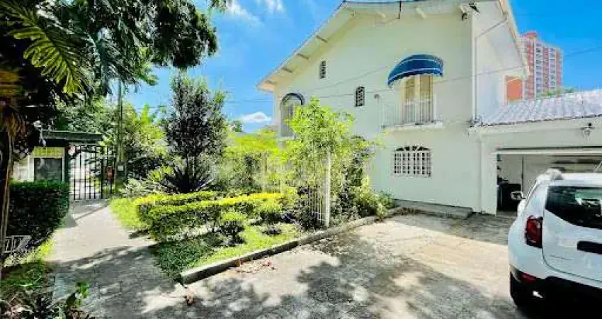 Casa com 3 dormitórios para alugar, 165 m² por R$ 9.727,00/mês - Jardim Apolo I - São José dos Campos/SP