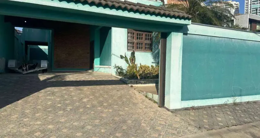Casa com 5 dormitórios à venda, 400 m² por R$ 2.335.000,00 - Jardim das Colinas - São José dos Campos/SP