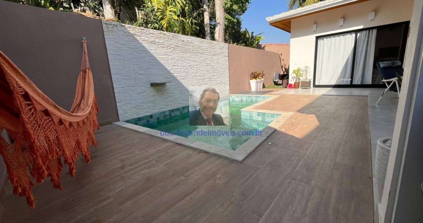 Vende-se Casa Térrea de 2dorm/1suíte, no Cond. Vila Verde,