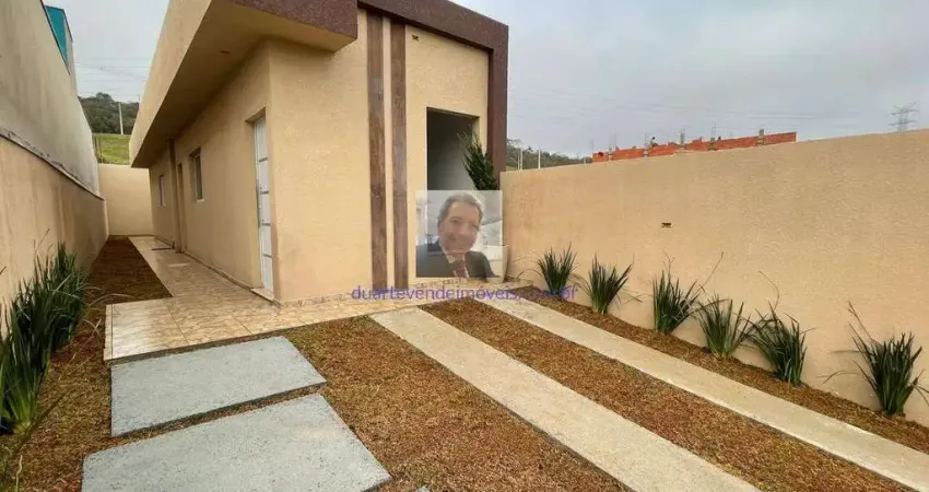 Casa Térrea, 2dorm, 2 vagas, no Loteamento Comviva Cotia, PQ das Rosas 2. 