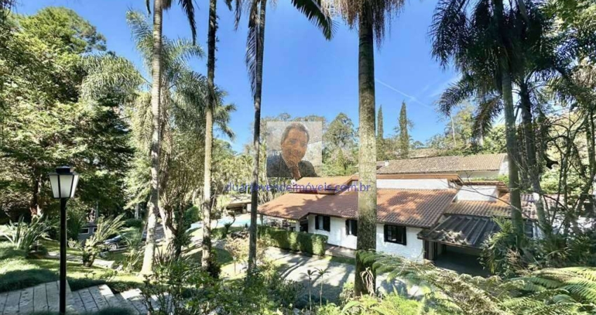 Vende-se Casa no Cond. Jardim Algarve - 3 dorm/1 suíte + LOFT hóspedes + .