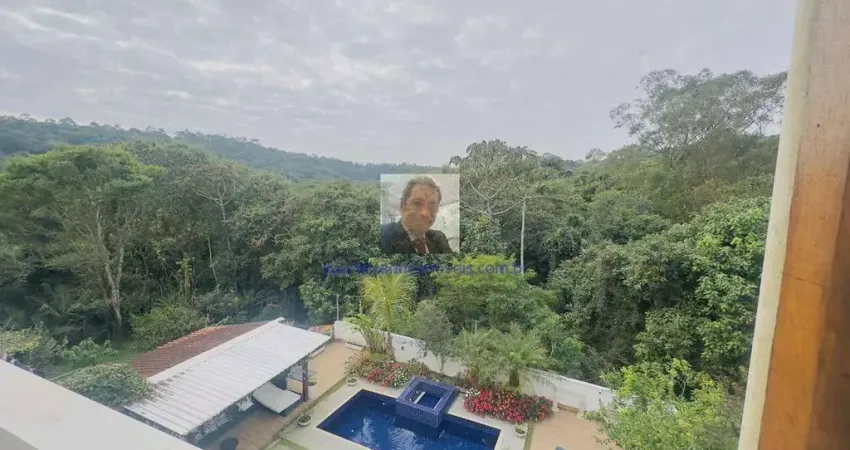 Aluga-se ou Vende-se Casa, 4 dorm/2suítes, piscina, àrea Gourmet. Km 36 RT 