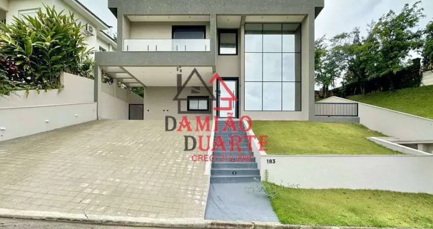 Vende-se Casa no Cond. Quinta de São Fernando - Moderna, clean, 4 suítes!