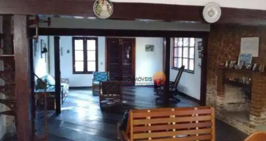 Casa com 5 quartos à venda, 348 m² por R$ 2.500.000 - Maralegre - Niterói/RJ