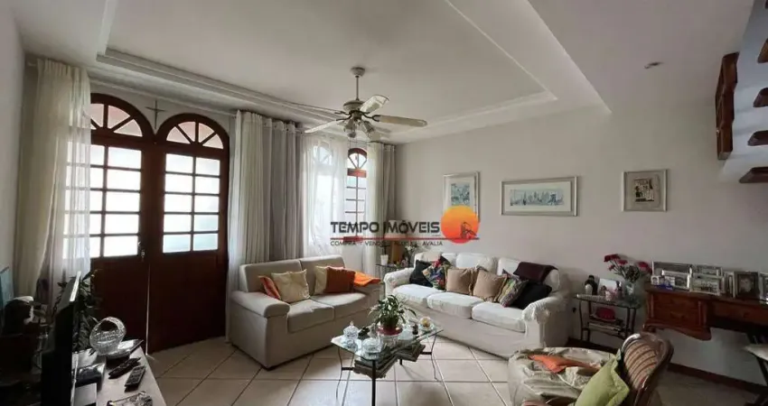 Casa com 3 dormitórios à venda, 156 m² por R$ 790.000,00 - Itaipu - Niterói/RJ