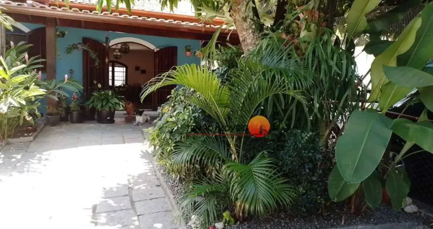 Casa com 3 dormitórios à venda, 180 m² por R$ 750.000,00 - Piratininga - Niterói/RJ