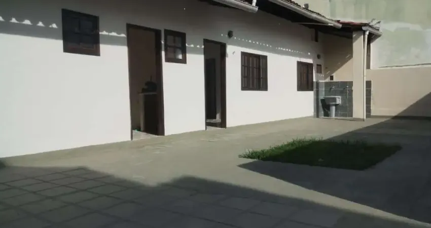 Casa com 2 dormitórios para alugar, 55 m² por r$ 2.000,01/mês - serra grande - niterói/rj