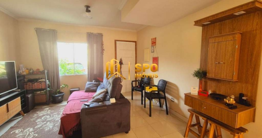 Sobrado a venda no Condomínio Residencial Saint Germain, com 3 suítes e 4 banheiros