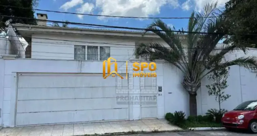 Casa no bolsão  reformada com 4 quartos ,3 suités , 3 banheiros ,vaga para 6 carros