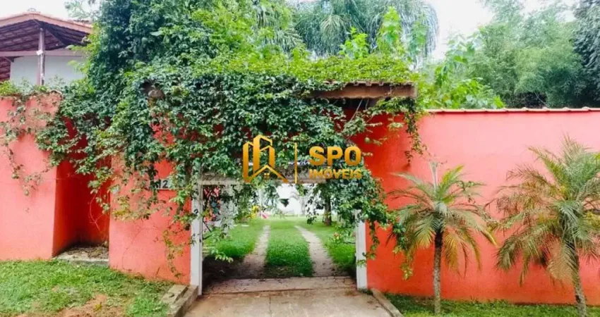 Casa em condomínio com 4 quartos, 1 suite , piscina , hidromassagem , sauna