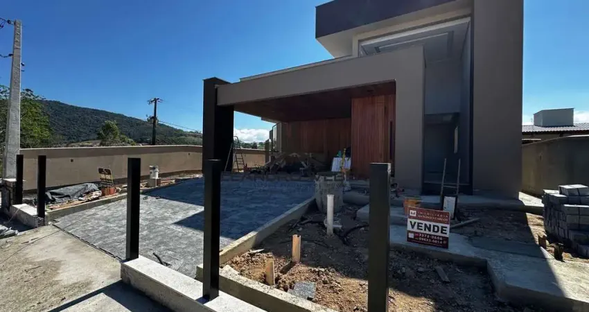 Casa alto padrão - 3 dormitórios - área gourmet - piscina - antônio carlos/sc