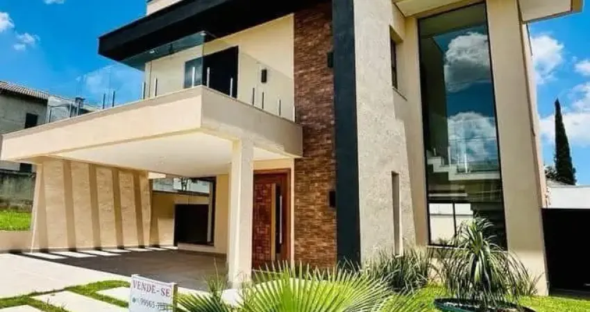 Casa com piscina em condomínio fechado de alto padrão villa verona