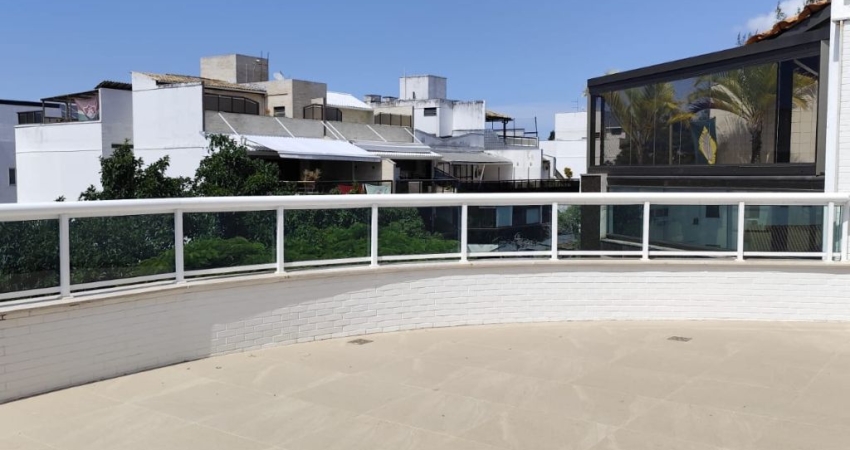 Cobertura linear com 180 m², 3 suítes e 3 vagas no Recreio dos bandeirantes - RJ.