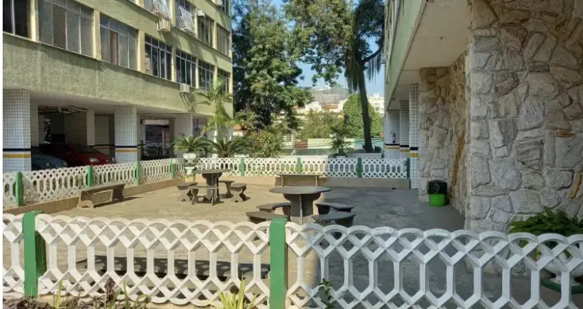 Vendo APARTAMENTO 50m² NA AV. GEREMÁRIO DANTAS - Rio de janeiro - RJ.