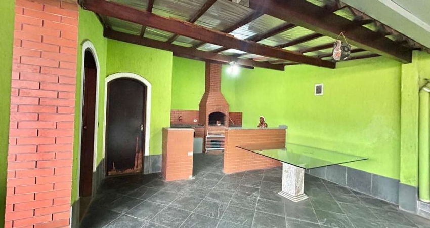 Casa  à venda no Centro de Carapicuíba/SP - Ao Lado da Estação !