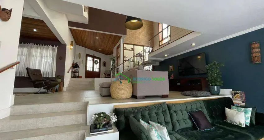 Casa à venda - Condomínio Tarumã - Santana de Parnaíba/SP