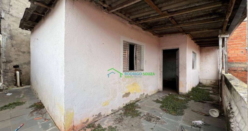 Casa com 4 dormitórios à venda, 150 m² por R$ 380.000,00 - Vila Menk - Carapicuíba/SP