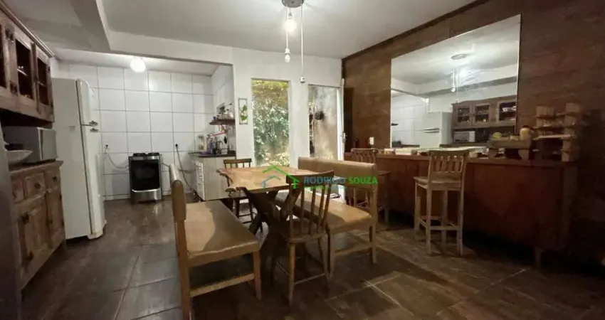Casa com 2 dormitórios à venda, 115 m² por R$ 265.000,00 - Jardim Marilu - Carapicuíba/SP