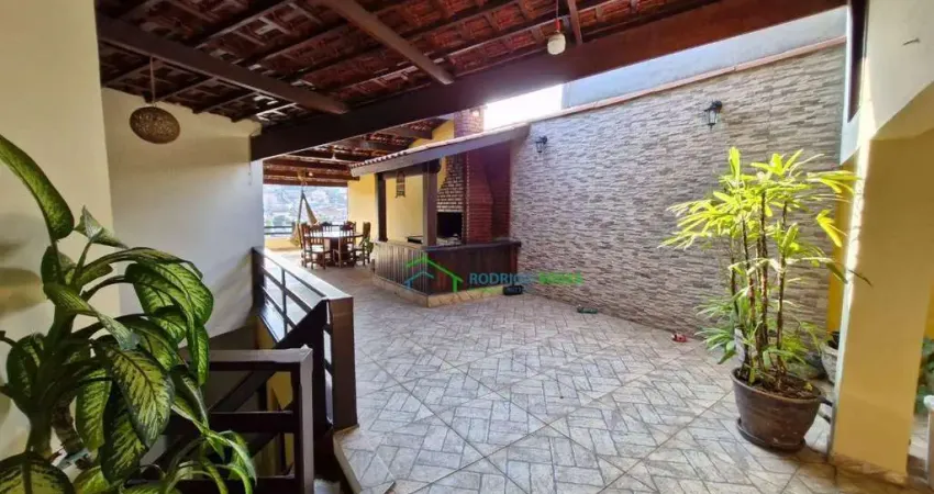 Casa com 2 quartos à venda na Rua Lamar Maria, 25, Vila Creti, Carapicuíba