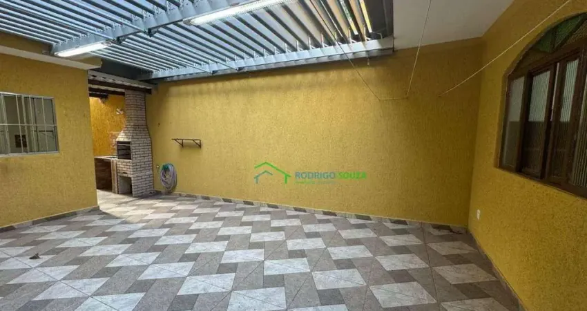 Casa com 3 dormitórios à venda, 150 m² por R$ 745.000,00 - Vila Caldas - Carapicuíba/SP