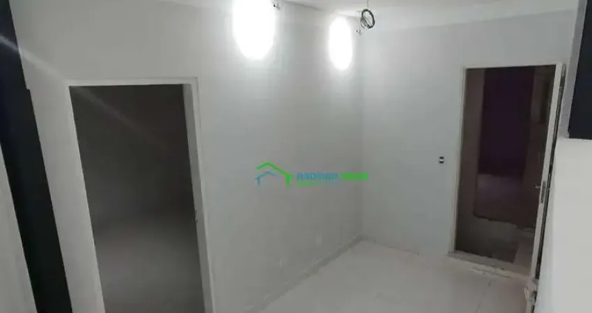 Casa com 3 dormitórios para alugar, 60 m² por R$ 1.600,01/mês - Vila Dirce - Carapicuíba/SP
