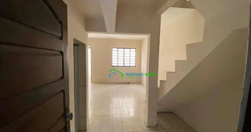 Casa com 3 dormitórios à venda, 83 m² por R$ 380.000,00 - Vila Menk - Carapicuíba/SP