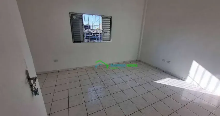 Casa com 1 dormitório para alugar, 40 m² por R$ 750/mês - Vila Menck - Carapicuíba/SP