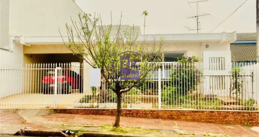 Casa Terrea no Jardim Vitoria com uma otima localizacao !