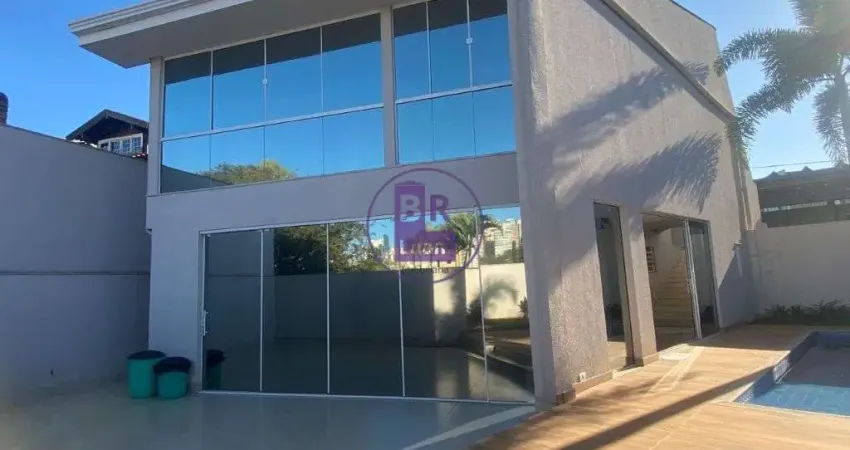 Lindo sobrado a venda no Quebec com localizacao privilegiada.