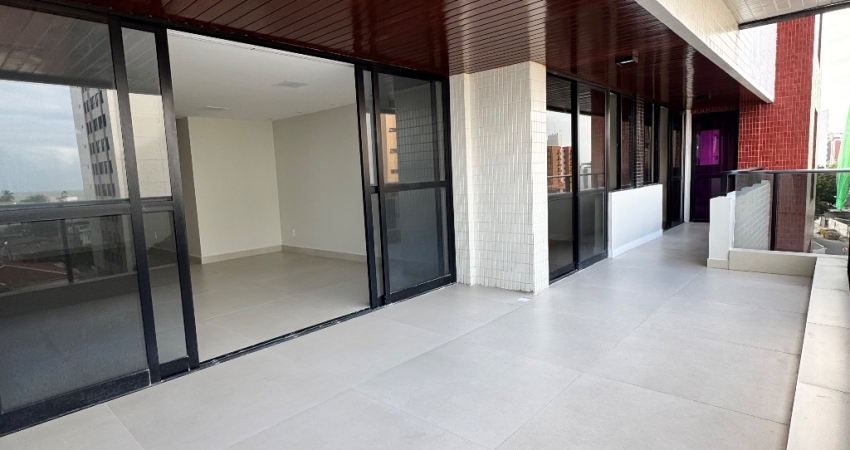 Apartamento vista mar com 260m, 4 suítes com varanda