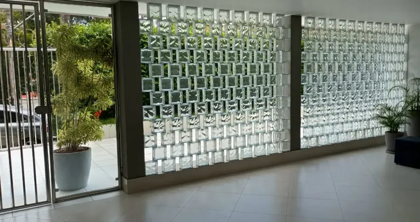 Apartamento 2 quartos com dependências na rua conde filho -graça