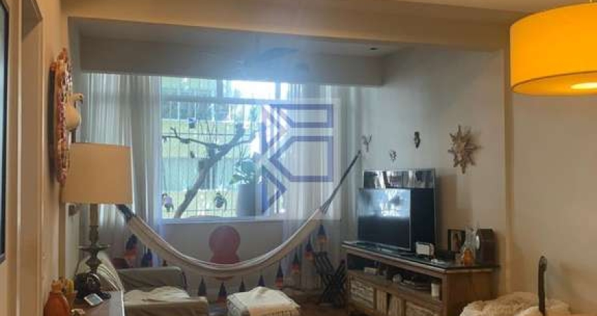 Oportunidade única: apartamento à venda em Copacabana, Rio de Janeiro-RJ, com 3 quartos e 110m² de área!