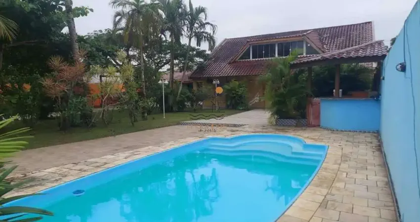 Casa com 7 quartos para alugar em Balneário Gaivotas, Matinhos 