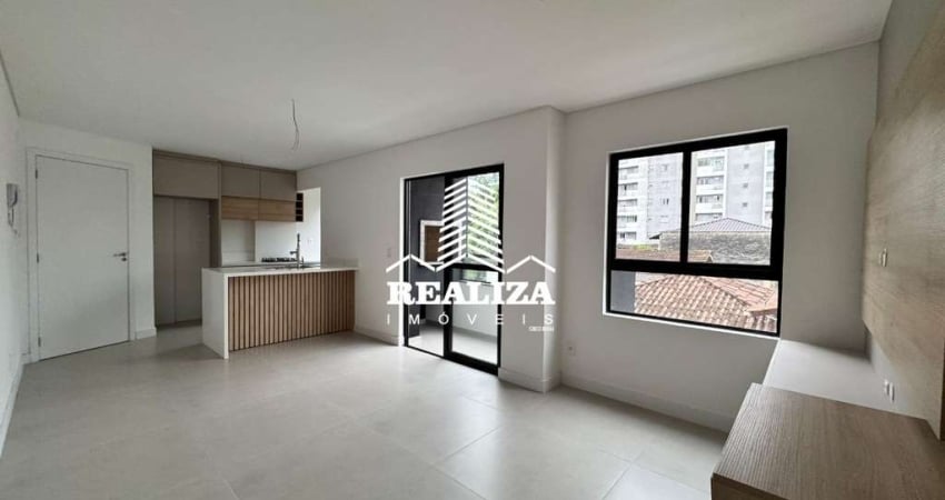 Apartamento à venda em Joinville-SC, Costa e Silva: 3 quartos, 1 suíte, 2 salas, 2 banheiros, 2 vagas, 80m². Confira já!