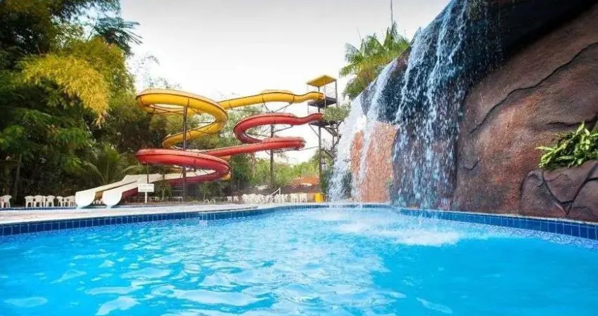 Apartamento no golden dophin 1/4 suíte parque aquático completo