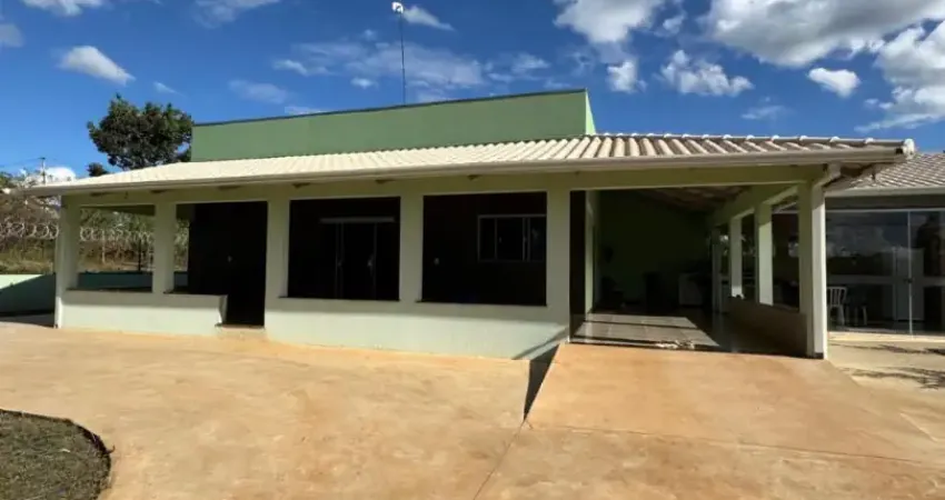 Chácara / sítio com 3 quartos à venda na Avenida B, Nova Vila, Caldas Novas