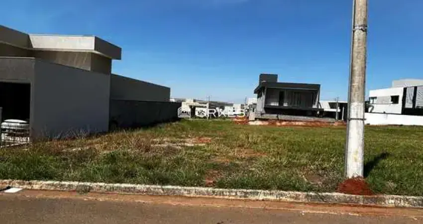 Terreno à venda na Avenida GT 2, 07, Condomínio Residencial Grand Trianon, Anápolis