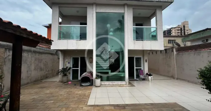 Casa a venda 190mts² de área construída, á 159 metros da praia - enseada - guarujá - sp. codigo: 100111