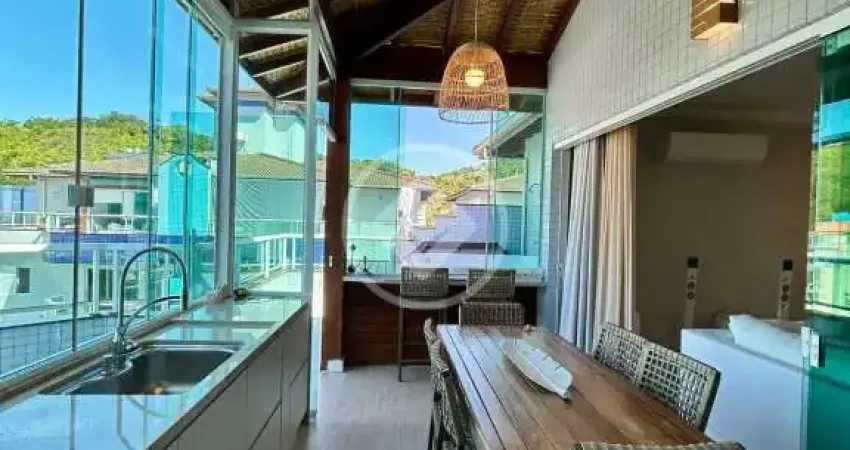 COBERTURA DUPLEX MOBILIADA COM 3 SUÍTES APENAS 200 METROS DO MAR NA PRAIA GRANDE. codigo: 128581