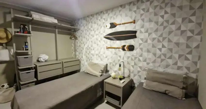 Lindo Apartamento Reformado e Mobiliado com Lazer de Resort na Praia da Enseada com vista p Mar codigo: 129378