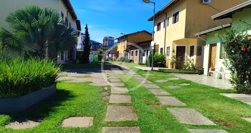 Casa em condomínio fechado com 2 quartos à venda na Avenida Horácio Rodrigues, 533, Martim de Sá, Caraguatatuba