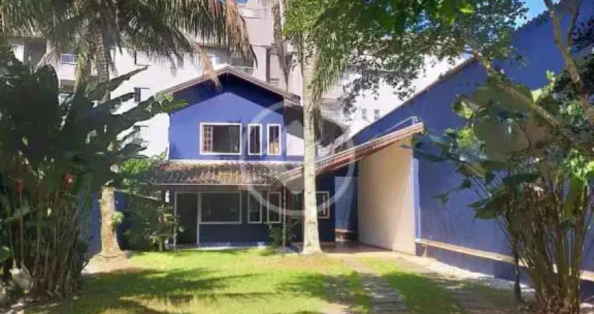 Casa com 3 quartos à venda na Orlando Carneiro, 164, Centro, Ubatuba
