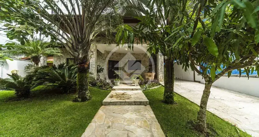 Casa em condomínio fechado com 6 quartos à venda na das Laranjeiras, 143, Horto Florestal, Ubatuba