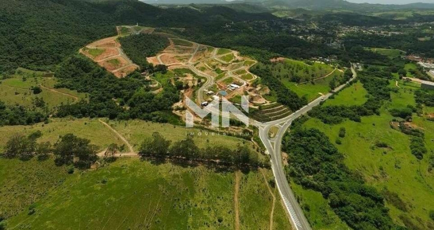 Lote à venda no Condomínio Entrevales, com 600 m² de terreno.