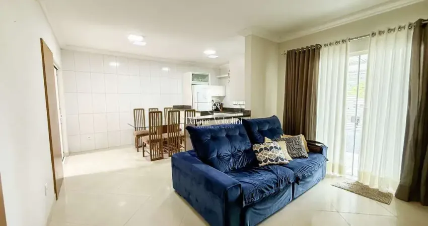 Casa para Venda em Blumenau, Água Verde, 3 dormitórios, 1 suíte, 2 banheiros, 2 vagas