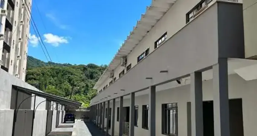 Apartamento para Venda em Blumenau, Garcia, 2 dormitórios, 1 banheiro, 1 vaga