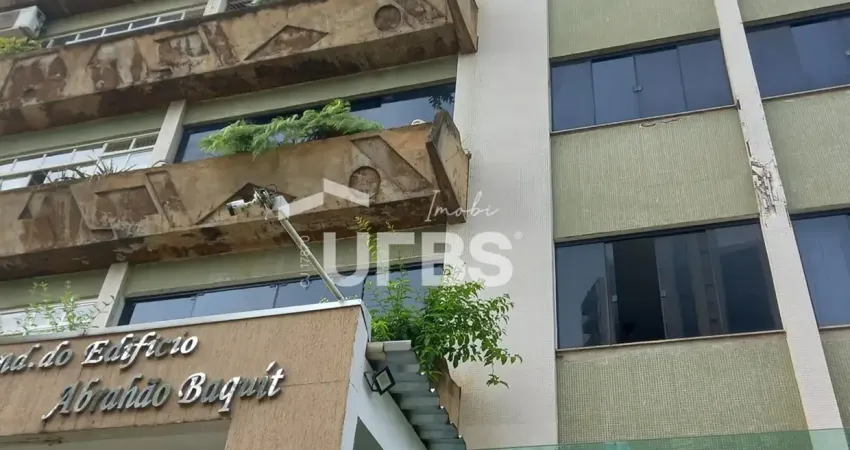 Apartamento a venda no setor oeste com 4 quartos uma suite edifício abrahao baquit