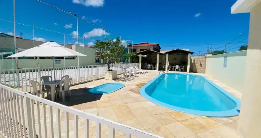 Oportunidade de compra em um lote em condomínio fechado por apenas  160k